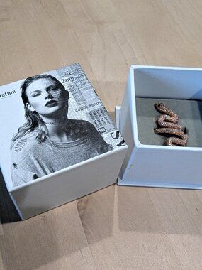 Official Taylor Swift Reputation Rose Gold Snake Ring (2017)